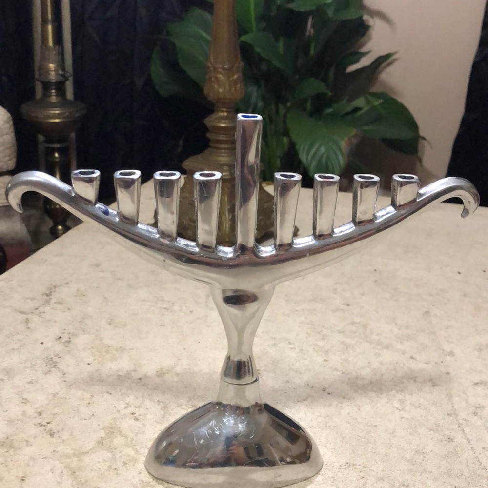 Menorah - Picture 3 of 4
